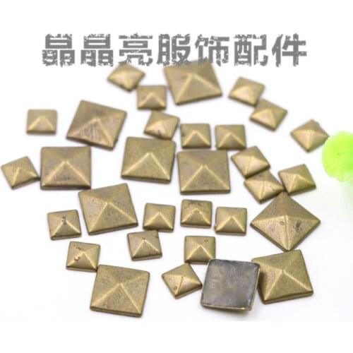 200PCS/LOT Metal Studs Hot fix rhinestones10*10mm pyramid Square ANTI-BRASS for clothing/shoes/phone good quality