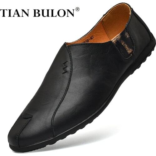 Leather Men Casual Shoes Brand 2020 Italian Mens Loafers Moccasins Breathable Slip on Black Driving Shoes High Quality Plus Size