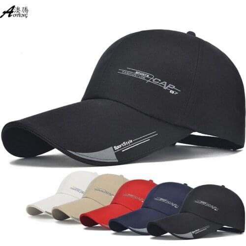 In a baseball cap han edition in the fall and winter of outdoor leisure boom middle-aged cap summer sport fishing hat