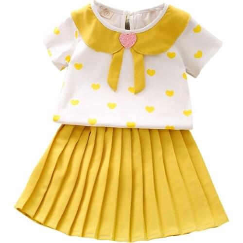 DFXD Toddler Summer 2020 Girls Clothes Set Korean Style Short Sleeve Heart T-shirt Pleated Skirt 2pc Kids Clothing Sets 2-7Yrs