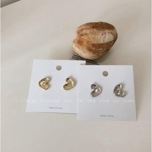 Minimalist Bump Heart Earrings for Women Female Gold Color Metal Love Heart Small Statement Stud Earrings Party Jewelry Gift