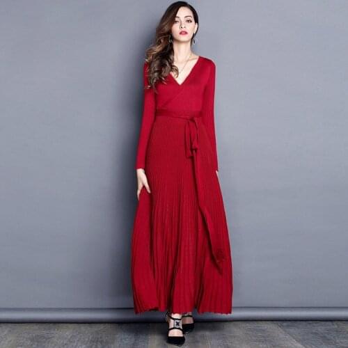 Sexy V-neck Long Sleeve Maxi Dress Women Vintage Long Robe 2021 New Autumn Winter Ladies Solid Knitted Slim A-line Pleated Dress