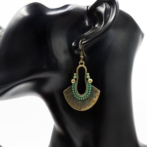 YGLCJ New European And American Fashion Charm Ladies Pendant Hot Retro Fan-Shaped Earrings Female Creative Alloy Jewelry