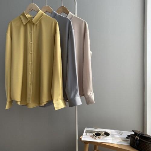 MOOIRUE APPAREL Womens Satin Shirts