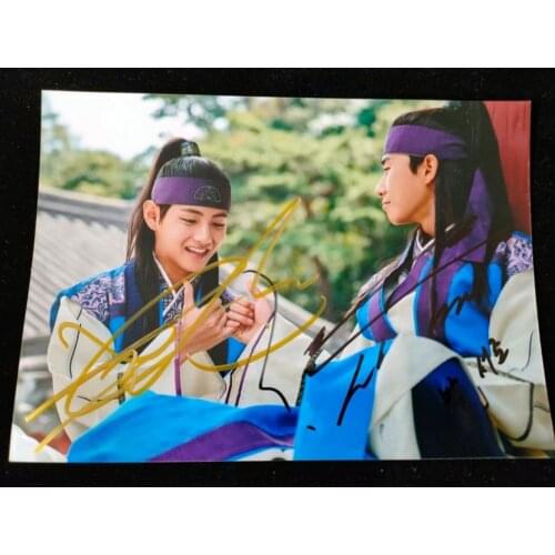 Hand signed Park Seo Jun Kim Tae Hyung V autographed group photo 5*7 112020