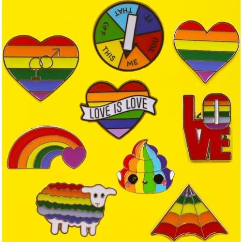 LGBT Rainbow Pins Brooch Creative Heart Finger Flag Rainbow Badges on Backpack Pride Badges for Clothes Enamel Pins for Clothes