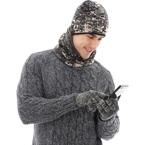 Autumn and winter 2020 warm suit, mens and womens camouflage knitted plush hat, scarf and glove three piece set