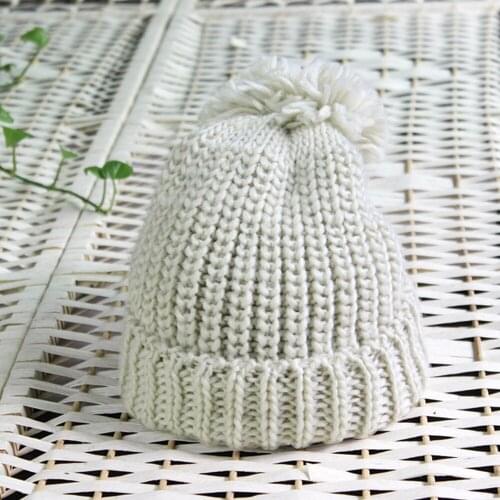 Winter Warm knitted Hairball Hats for Women Fashion Beanies Caps Outdoor Leisure Warm Accessories Winter Beanie