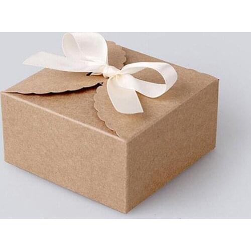 200PCS/lot 9cmx9cmx6cm Vintage Style Kraft Paper Lace Pattern Cardboard Gift Box Candy Biscuit Gift Cake Packing Case