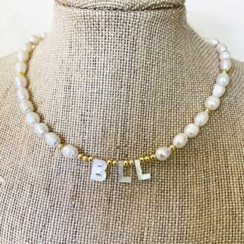 2021 New Trendy Freshwater Pearl Name Necklace Personalized Custom Letter Pendant Jewelry New Year Gift for Women бижутерия