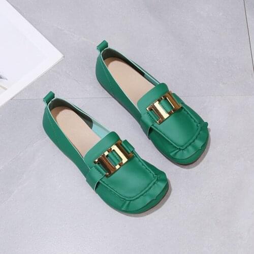 One-pedal Flat Peas Shoes Shallow Mouth Single Shoes Women Autumn 2021 New Metal Buckle All-match Soft Sole Small Leather Shoes