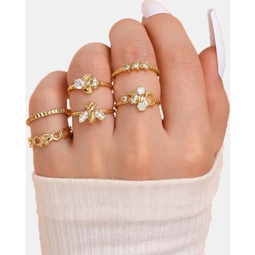 Fashion CZ Crystal Insect Bee Shape Gold Rings for Women Girls Geometric Hollow Honeycomb Stacking Finger Rings Jewelry Gifts