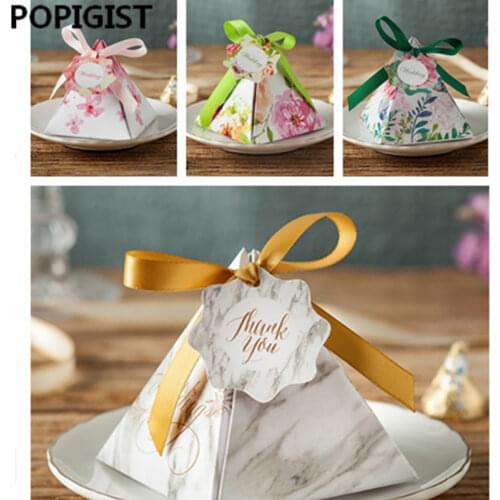 50pcs Floral Triangular Pyramid Wedding Favors Candy Boxes Bridal Shower Party Paper Gift Box