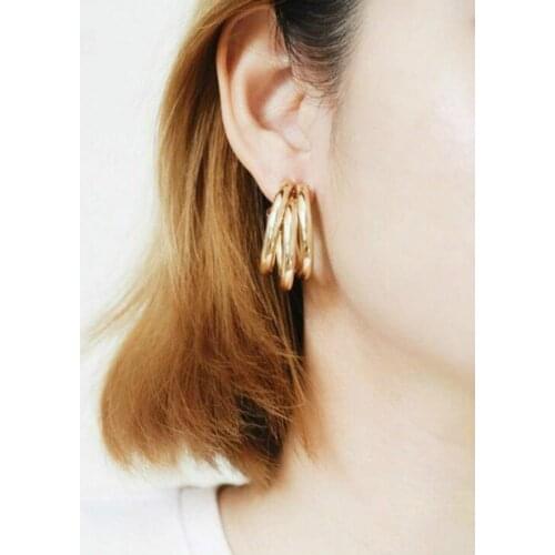Trendy Fashion Metal Elegant Hoop Earring Woman 2020 New Vintage Gold Color Cheap korean Statement Earrings Accessories brincos