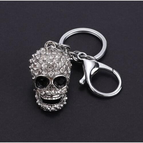 Big Crystal Skull Car Key Ring Ornament KeyChain Rhinestone Keyring Gift Car Interior Accessories