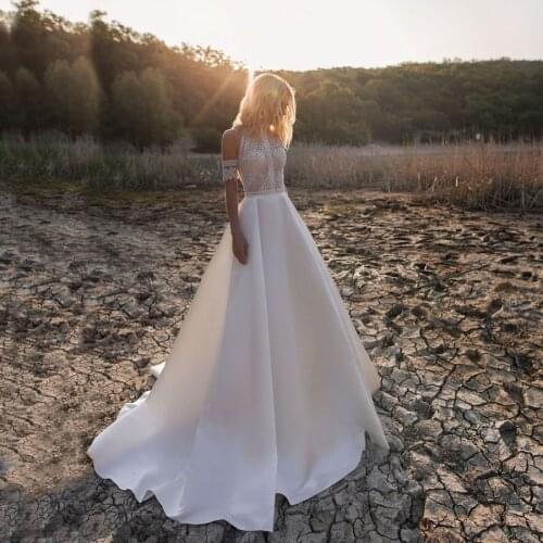 Simple O-neck Sleeveless Top Lace Wedding Dress vestido de noiva 2020 Button Back Satin Sweep Train Bridal Gowns