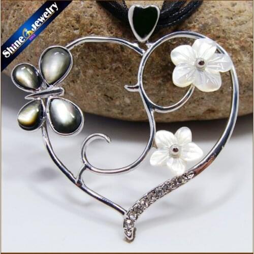 Collares Vintage Hand-carved Heart Shaped Natural Pearl Sea Shell Water Art Carving Gems Beads Pendant Necklace for Women BS091