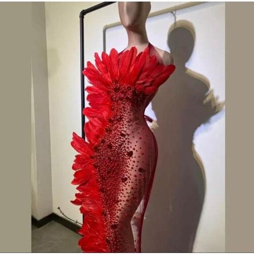 2020 New Red White Feathers Strapless Sexy Floor-Length Dress Big Pearl Bar Singer Prom Dress Celebrity Fashion Evening Dress
