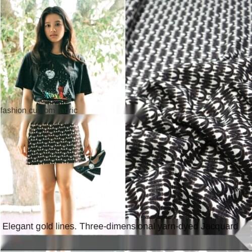 European and American Yarn -Dyed Jacquard Fabric for Dress Windbreaker Coat Fashion Brocade Suit