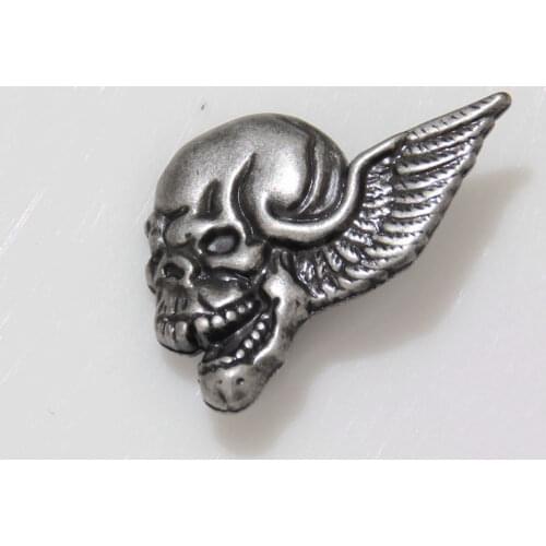 KB706) 10pc 1-1/8'' (3.0cm) Winged Skull Concho Left Face Western Concho Antique-Silver