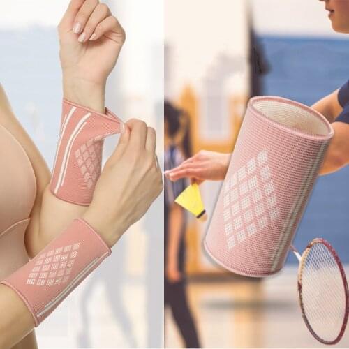 1 Pair Women Girls Sport Wristband Pink Elastic Knitted Wrist Compression Sleeve Running Badminton Gym Wrist Band Support Wraps