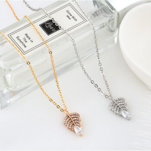 AAA Zircon Stone Rhinestone Leaf Necklace Pendant for female friends necklace jewelry for women Charm For Necklace