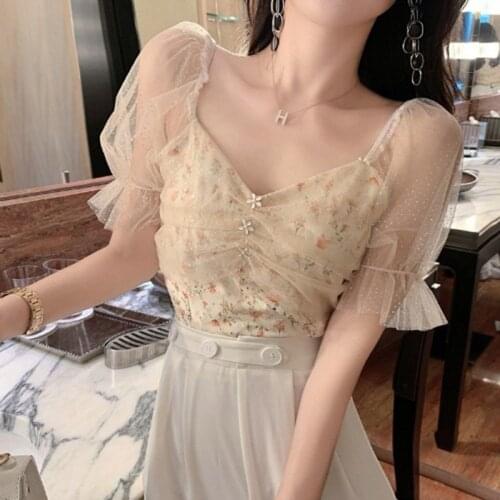 Holiday French Retro Pretty Lace Tops Female 2021 Summer Floral Top Women Print Short Sleeve Elegant Chic Korean Clothing