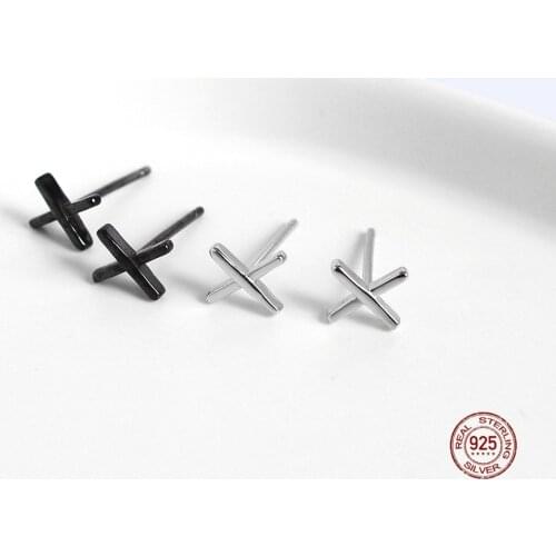 LKO 925 Sterling Silver Minimalist Mini Girl Birthday Gift Korean Cross Stud Earrings for Fashion Women Chic Jewelry Ornaments