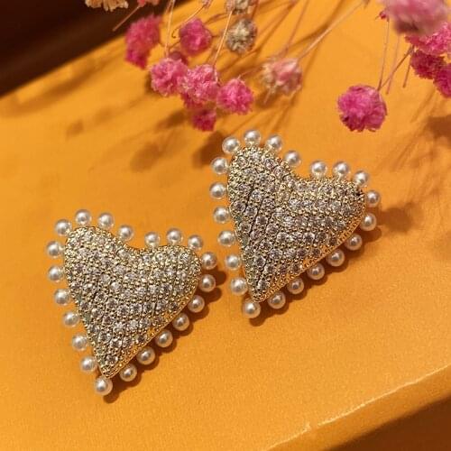 Bilincolor Fashion White Pearl and Pave Setting Cubic Zircon Heart Stud Earrings for Women