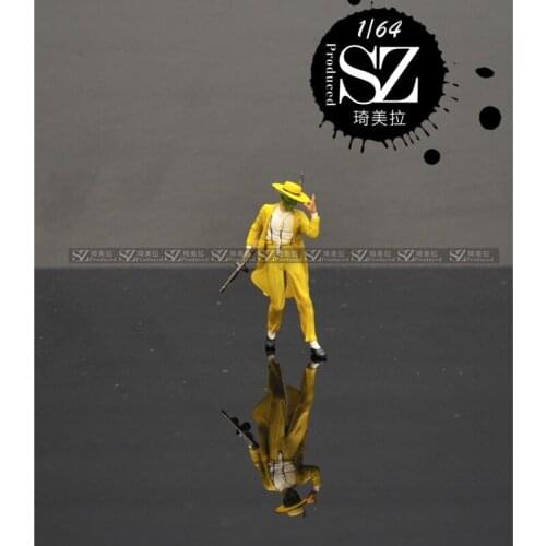 1/64 Resin Die Casting Doll Model Disguised Car Model Doll Decoration Scene Arrangement Collection Decorative Toys