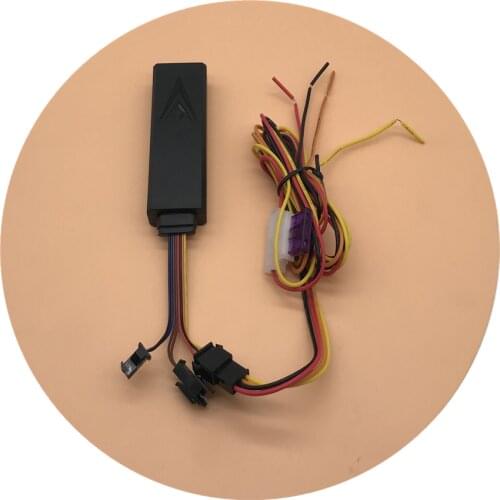 MINI GPS Tracker 2G GSM Network Supports SOS Alarm MIC And Relay With GT06 Protocol And Customize Logo For Large Order