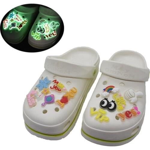 1Pcs Luminous Croc Charms Accessories Fashion Soft PVC Shoe Buckle Fluorescent Shoes accesories Kids Cartoon charms design