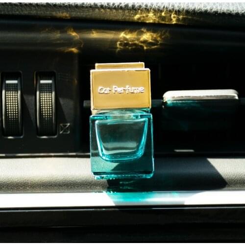 Car Lasting Fragrance Square Perfume Bottle Air Conditioner Air Outlet Square Glass Bottle With Clip Durable Clear Glass