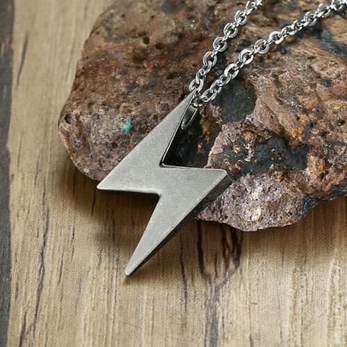 Modyle 2020 New Men Punk Vintage Gray Lightning Pendant Necklace Stainless Steel Bolt Thunder Flash Charm Male Jewelry