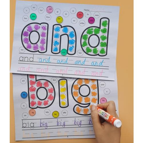 Children Learn English 220 Sight Words with Bingo Daubers Practice book Baby Writing Painting Learning words Ages 2-5years old
