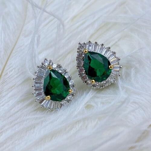 High Quality 925 Sterling Silver Water Drop Simulated Moissanite Emerald Gemstone Engagement Vintage Studs Earrings Fine Jewelry