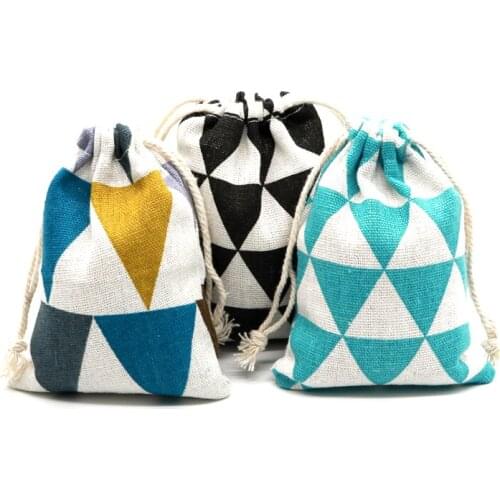 Hotsale 50pcs/lot Colorful Cotton Bags 9*12cm Small Christmas Drawstring Gift Bag Party Favor Candy Gifts Jewelry Packaging Bags