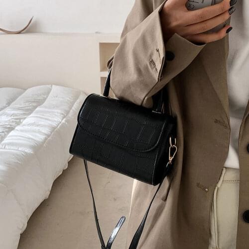 2021 New Trendy Simple Handbag High Quality PU Leather Western Style Messenger Bag Fashion Lady Stone Pattern Small Square Bag