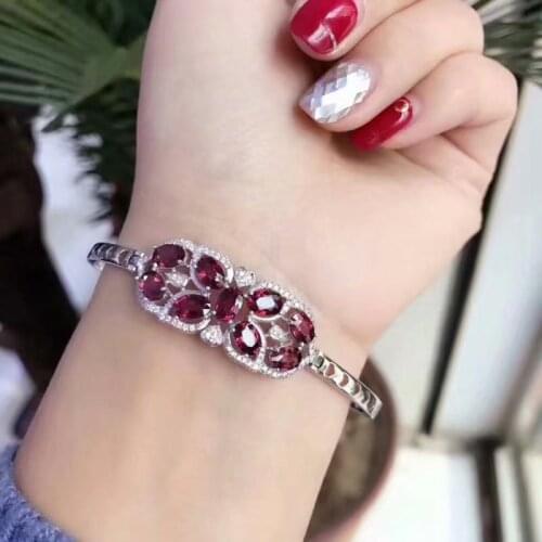 Natural magnesium aluminum Garnet fashion bracelet 925 silver and silver Birthday gift for dinner Exquisite jewelry