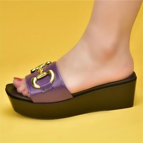 Platform Slippers Women Open Toe Wedges Sandals Decorated with Metal Chain Ladies Summer High Heels Casual Shoes Home Outdoor