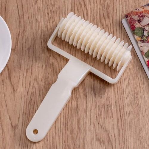 Large Pizza Roller Cutter Pie Cookie Cutter Pastry Dough Roller Lattice Cutter