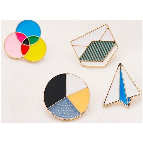 Creative Badges Paper Plane Envelope Round Colorful Cartoon Brooches Metal Pin Jackets Lapel Pins Bag Icons Jewelry Gift for Kid