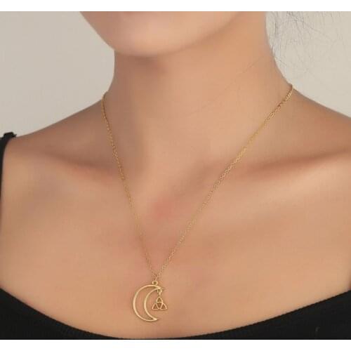 Moon Cross Necklace for Women Celtics Pendant Necklaces Crescent Moon Pendant Faith Amulet Fashion Jewelry