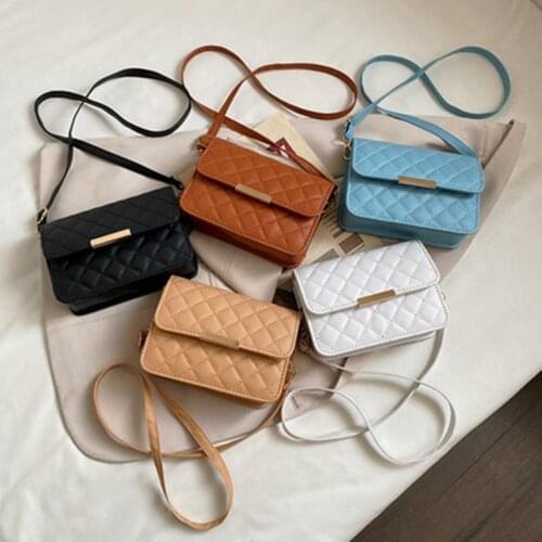 2021 New Womens Fashion Casual Luxury Chain Womens Bag Striped Rhombus Single Shoulder Bag mini Crossbody Flip Bag
