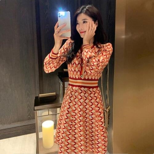 French gentle wind jacquard lozenge case accept waist v-neck knitting dress female qiu dong long sleeved little render skirt