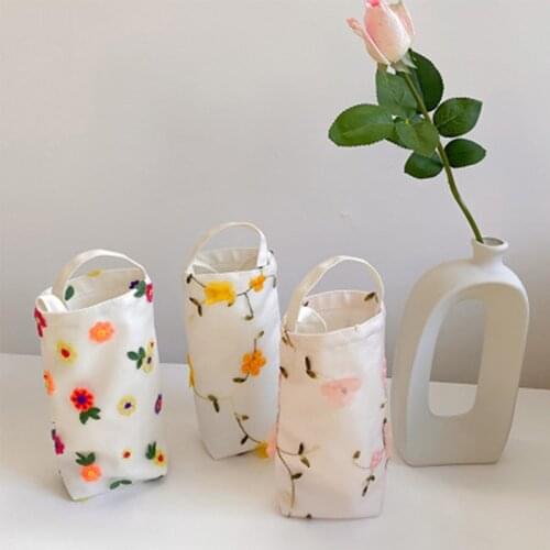 New Three-dimensional Embroidery Craftsmanship Bottle Cover Simple Small Fresh Diagonal Canvas Water Cup Bag