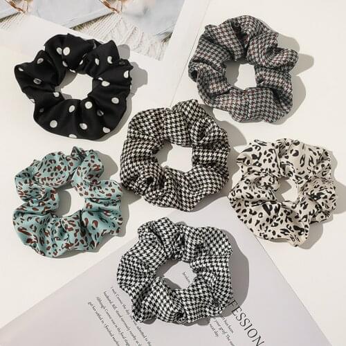 1Pcs Woman Fashion Scrunchies Cloth Hair Ties Girls Ponytail Holders Rubber Band Elastic Hairband Hair Accessories Leopard Rope