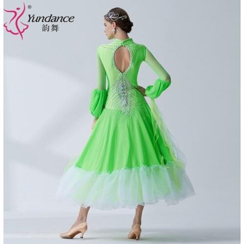 The new National standard modern dance clothing big pendulum dress practice clothing ballroom dancing Waltz-B-19189