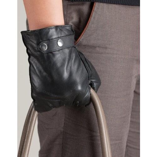 Autumn Winter Gloves Men Genuine Leather Gloves Black Warm Mittens Male Classic Full Finger Real Leather Driving Gloves AGD008