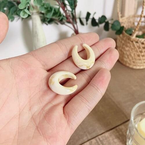 Goth Transparent Resin Ear Cuff Fake Piercing Water Oval Dome Circle Clip on Earrings Korean Acrylic Earring Fashion Jewelry